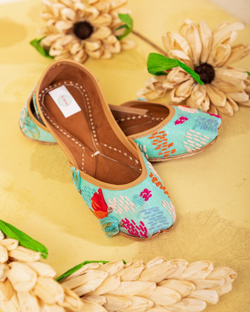 Sara Ali Khan in 'Tassel World'