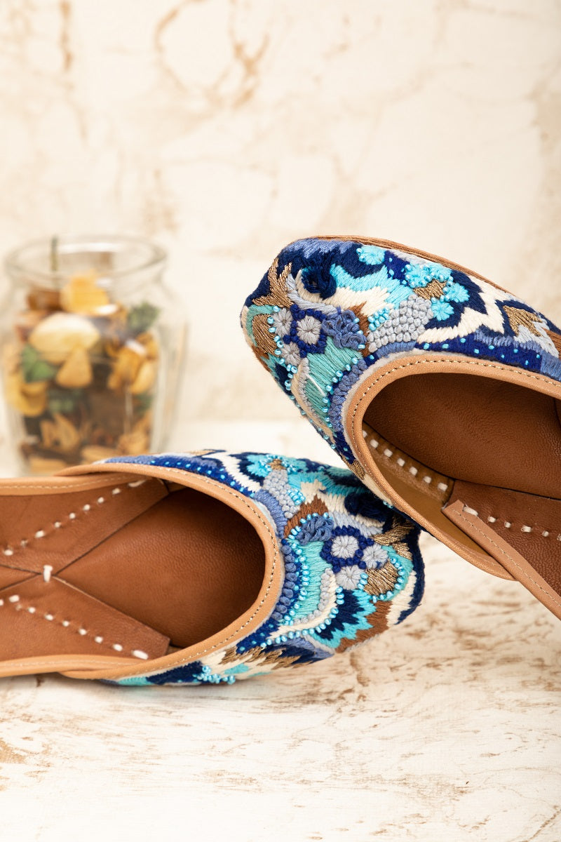 Akriti Kakkar in'Nebula'