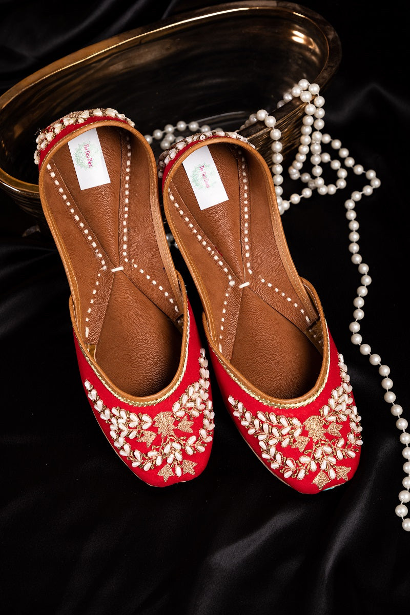 Ashnoor Kaur in 'Nikhat'