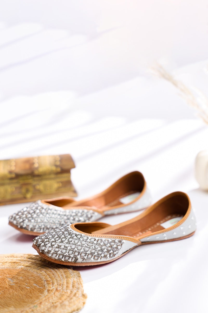 Saiee Manjrekar in 'Noor'