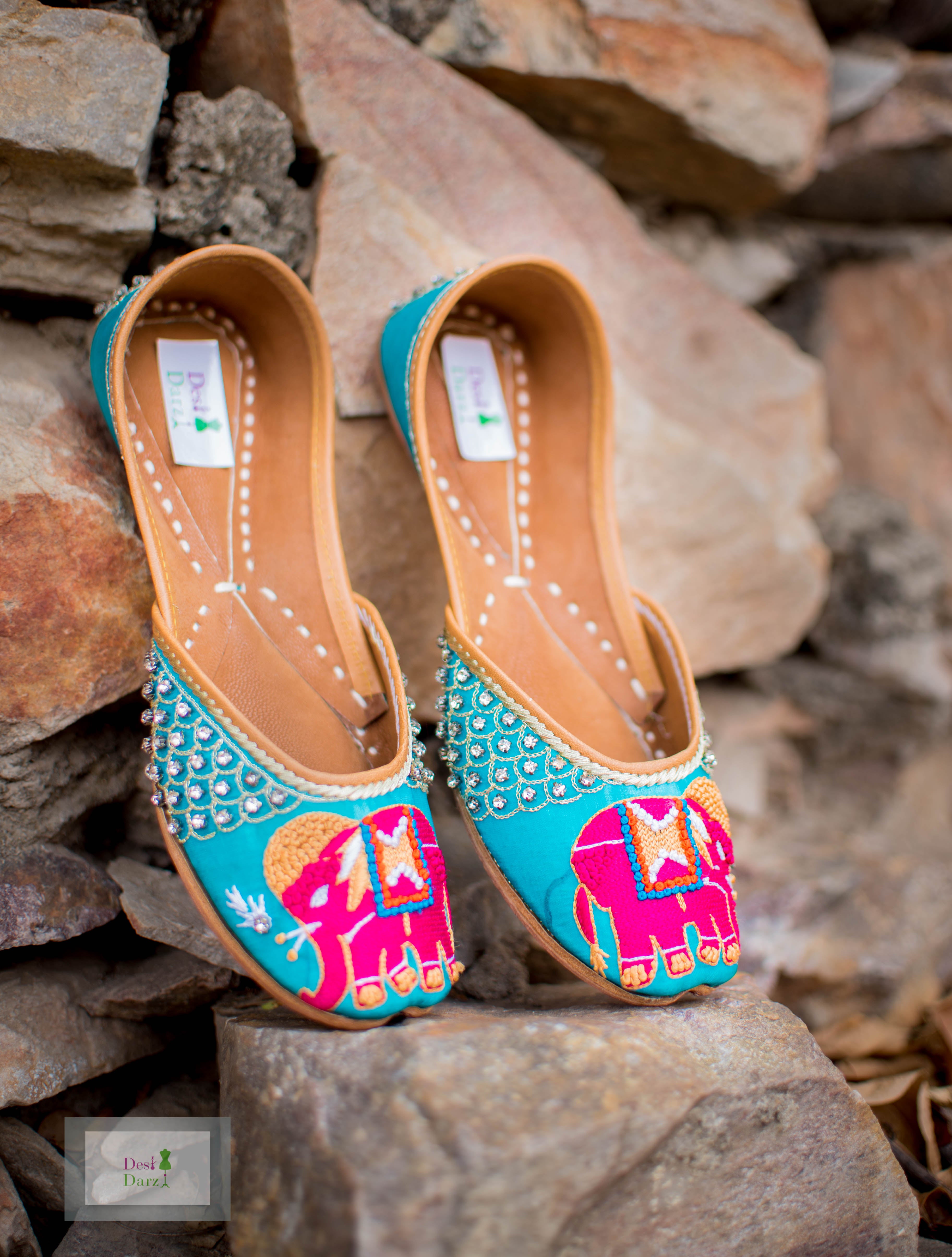 Zareen Khan in 'Pink Ele'